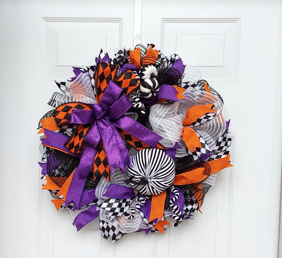 Black & White Pumpkin BOO907