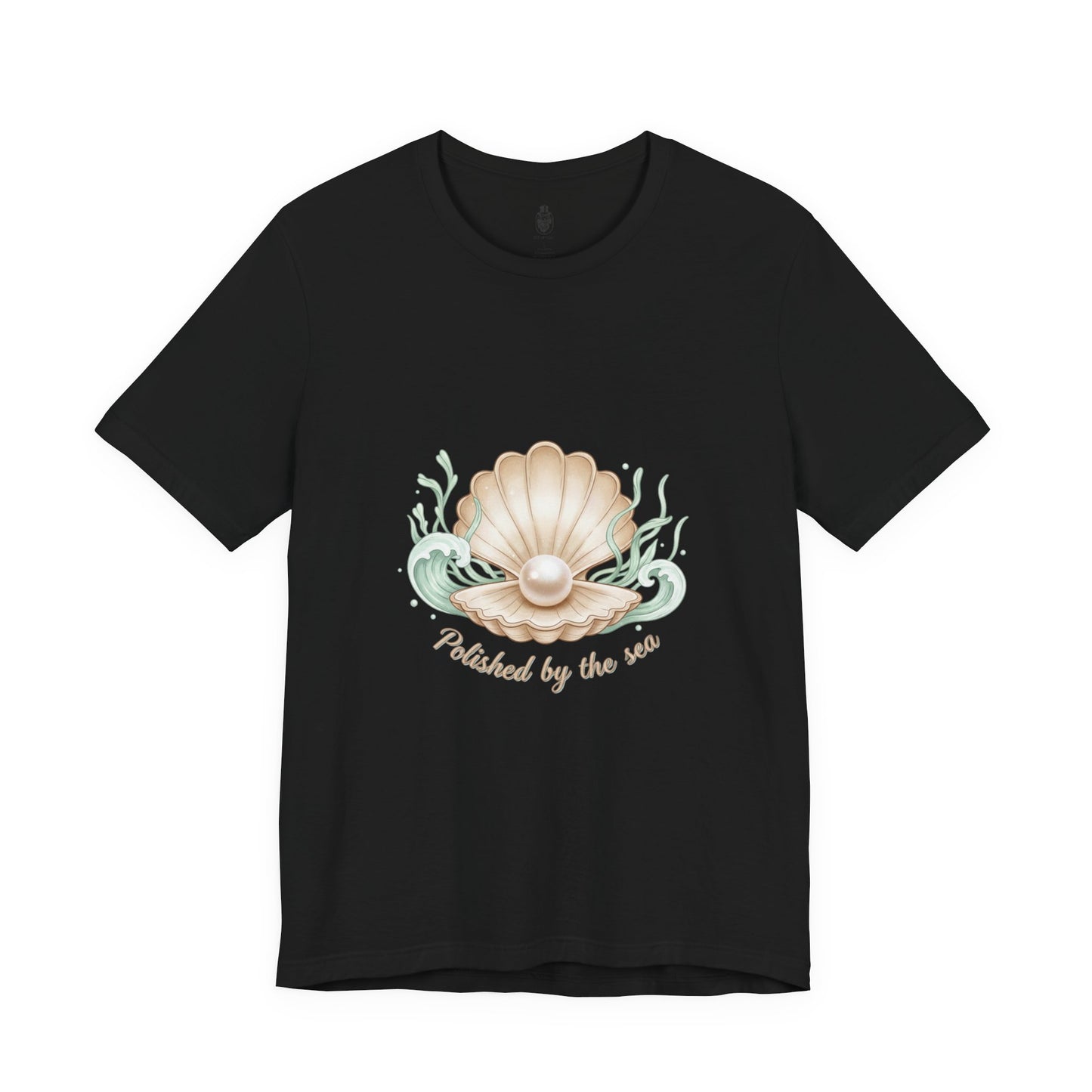 Pearl Shell Illustration Tee | shell motif design, sea chic aesthetic