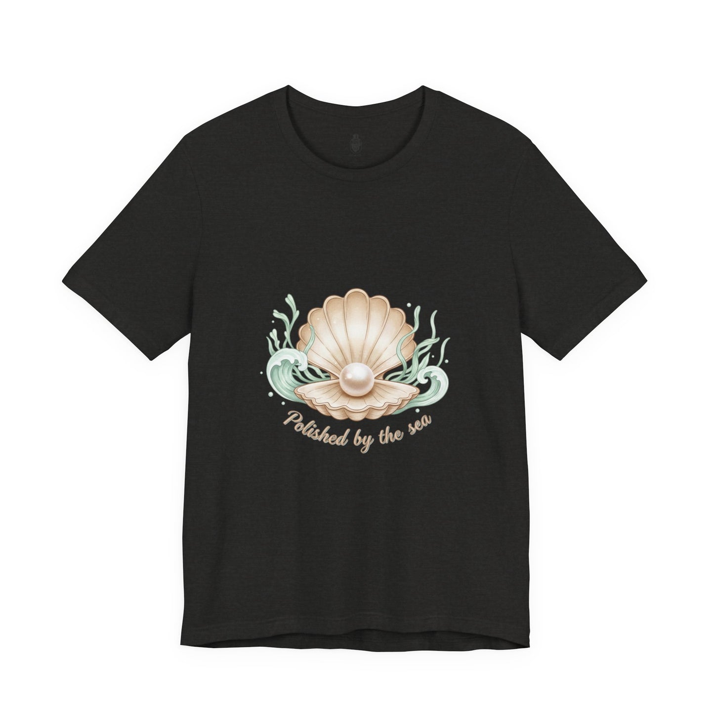 Pearl Shell Illustration Tee | shell motif design, sea chic aesthetic