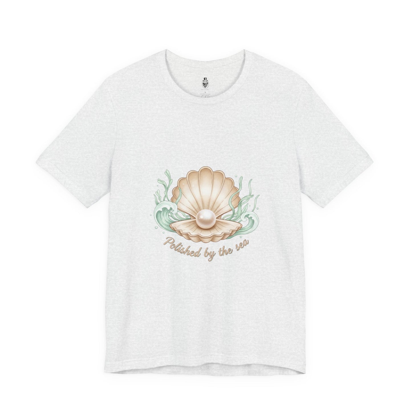 Pearl Shell Illustration Tee | shell motif design, sea chic aesthetic