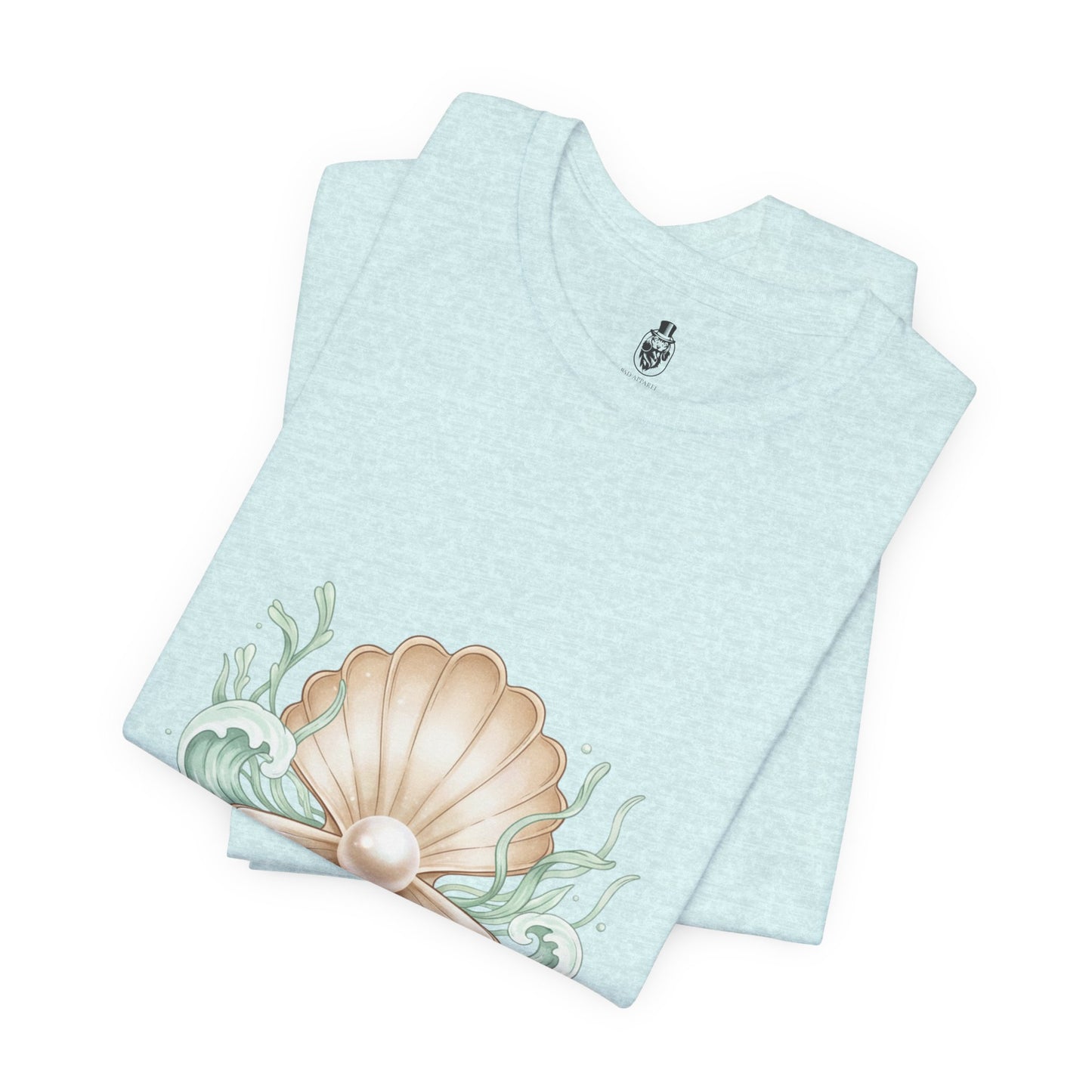 Pearl Shell Illustration Tee | shell motif design, sea chic aesthetic