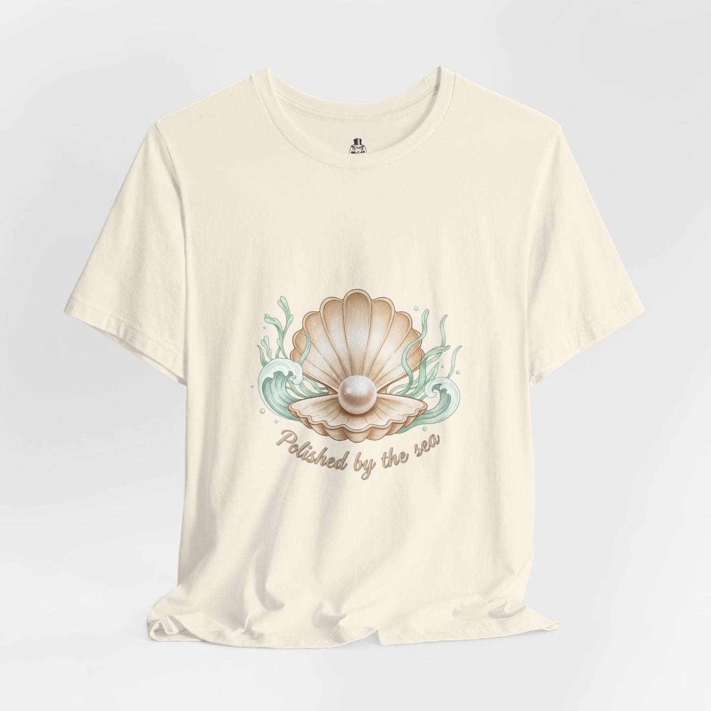 Pearl Shell Illustration Tee | shell motif design, sea chic aesthetic
