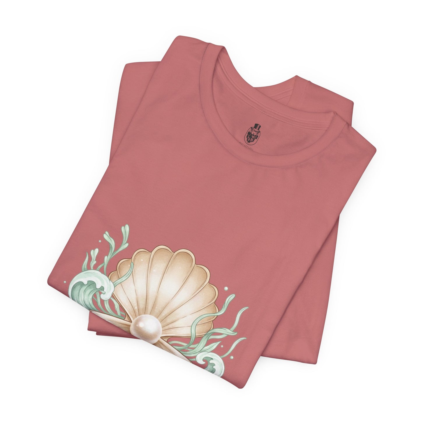 Pearl Shell Illustration Tee | shell motif design, sea chic aesthetic