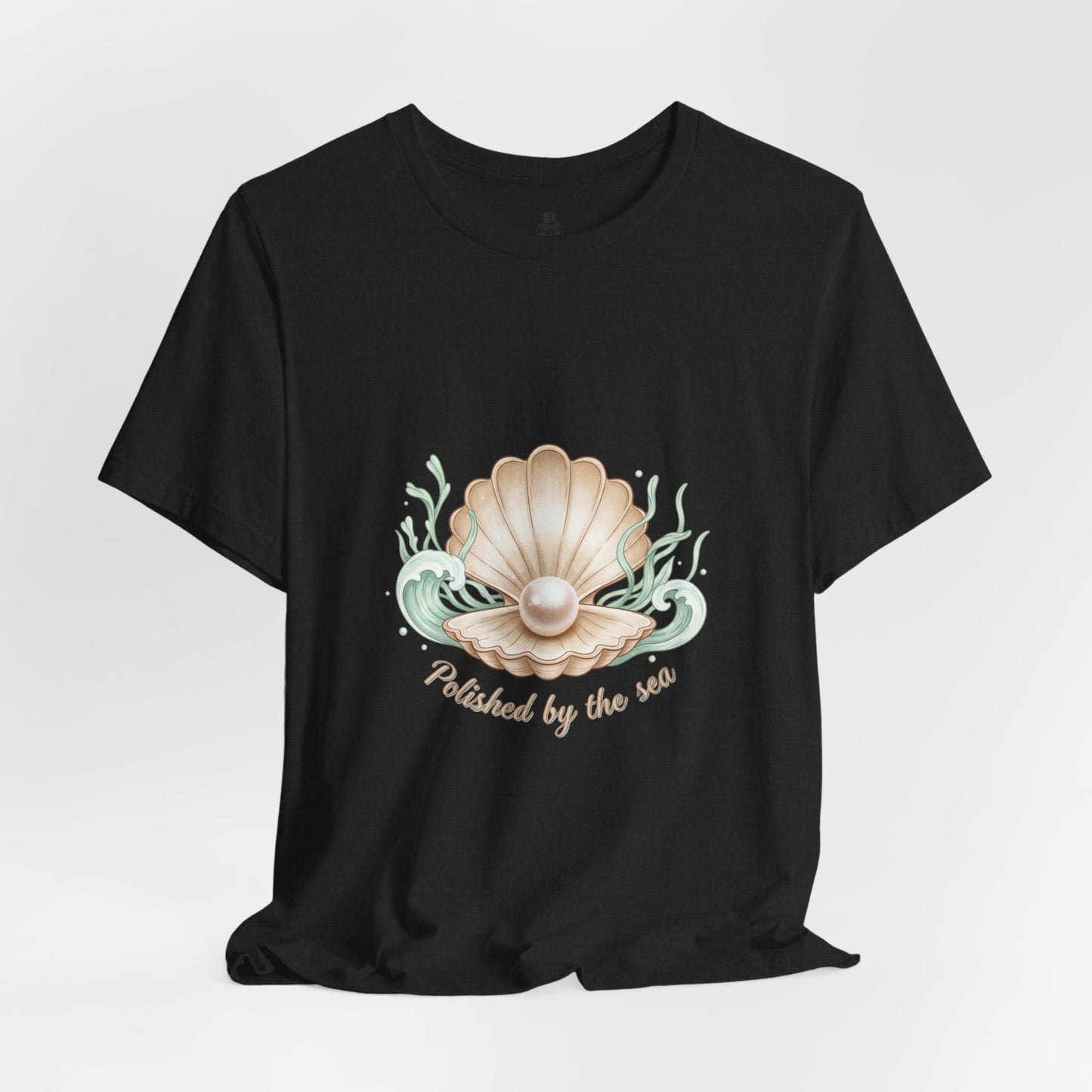 Pearl Shell Illustration Tee | shell motif design, sea chic aesthetic