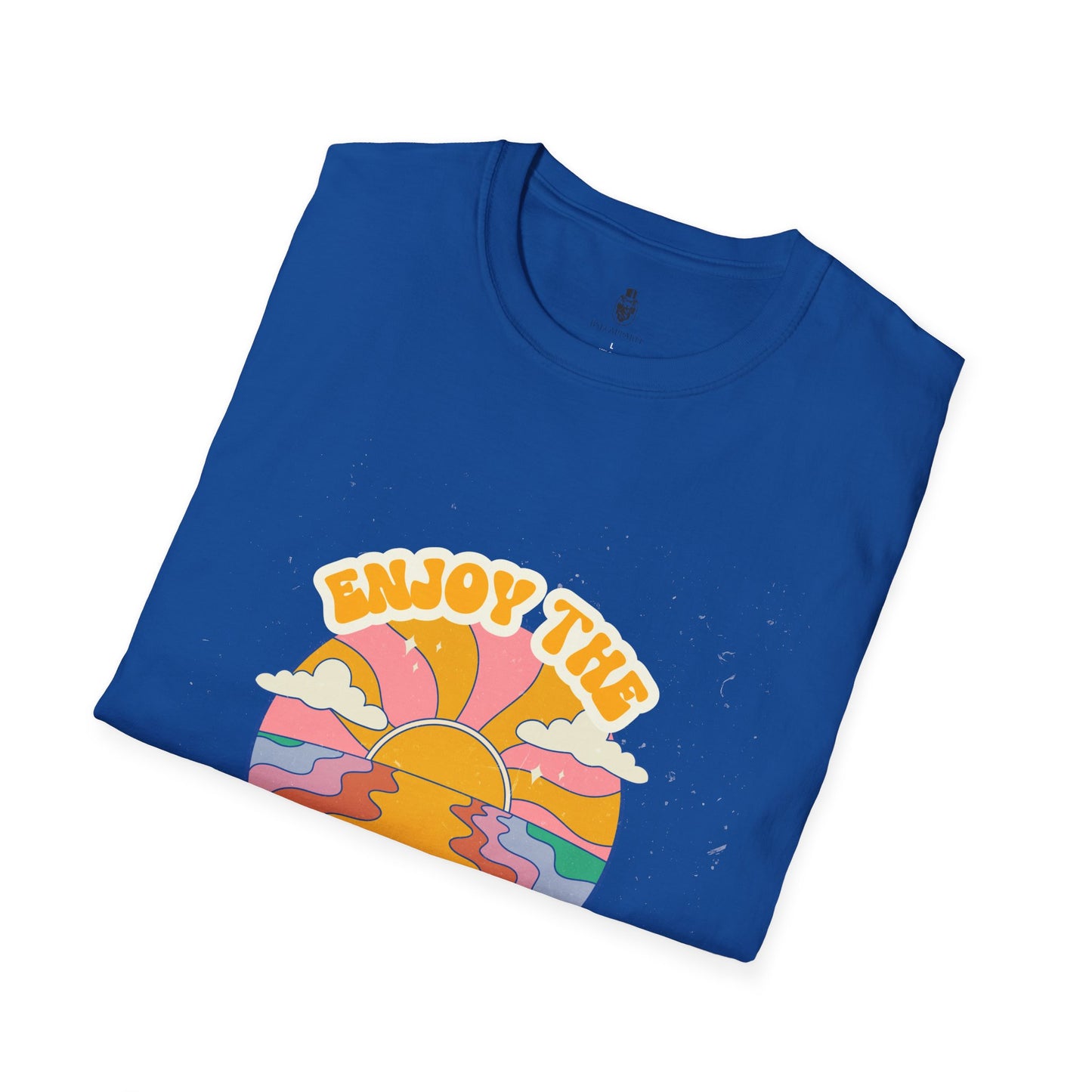 Retro Sunrise Vibes T-Shirt | Women's Graphic Tee, Perfect Gift for Sunrise Lovers, Summer Casual Wear, Beach Outfit, Travel Essentials