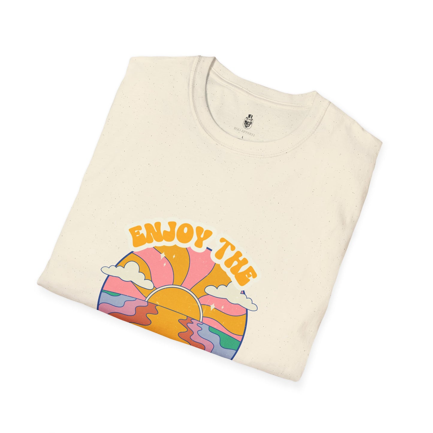 Retro Sunrise Vibes T-Shirt | Women's Graphic Tee, Perfect Gift for Sunrise Lovers, Summer Casual Wear, Beach Outfit, Travel Essentials