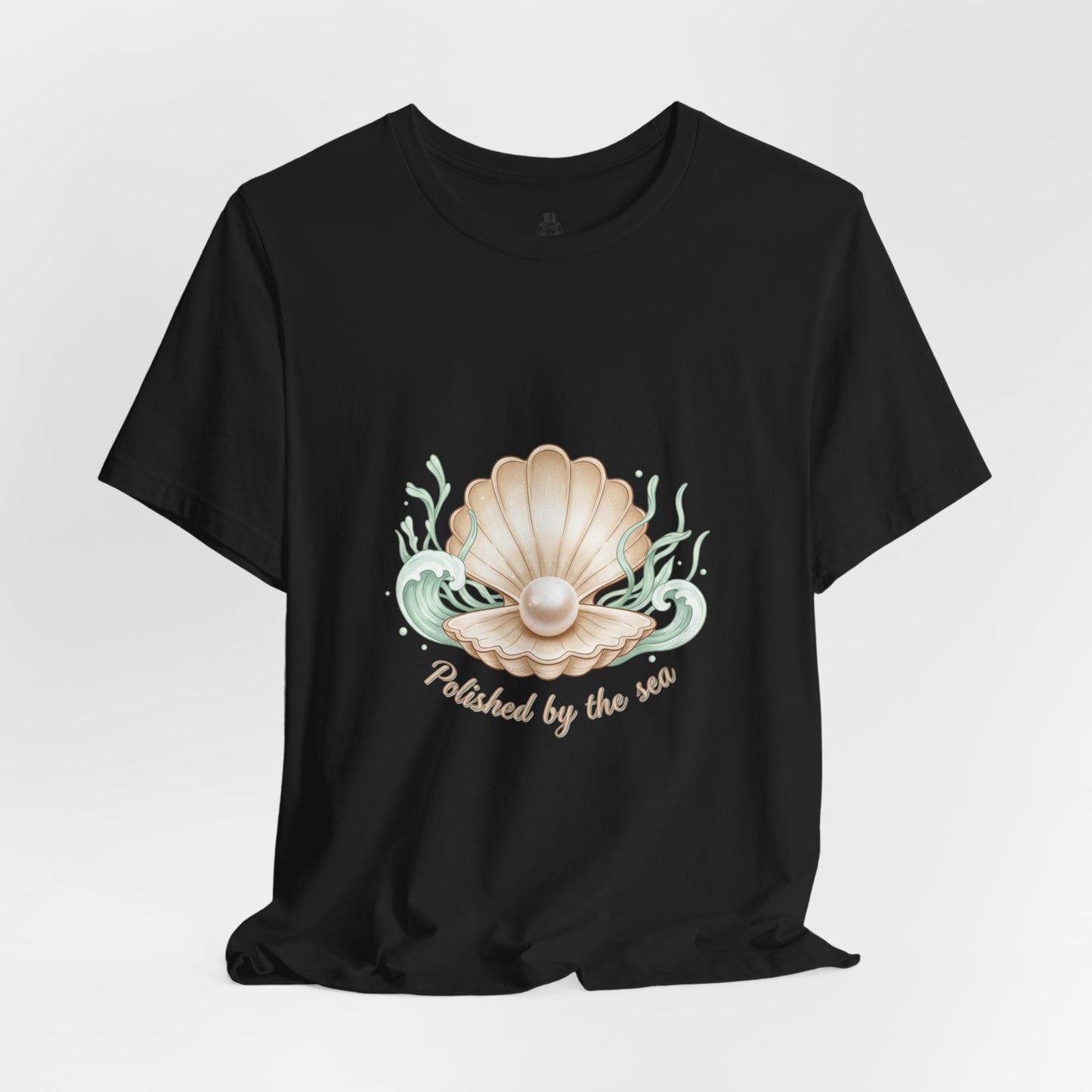 Pearl Shell Illustration Tee | shell motif design, sea chic aesthetic