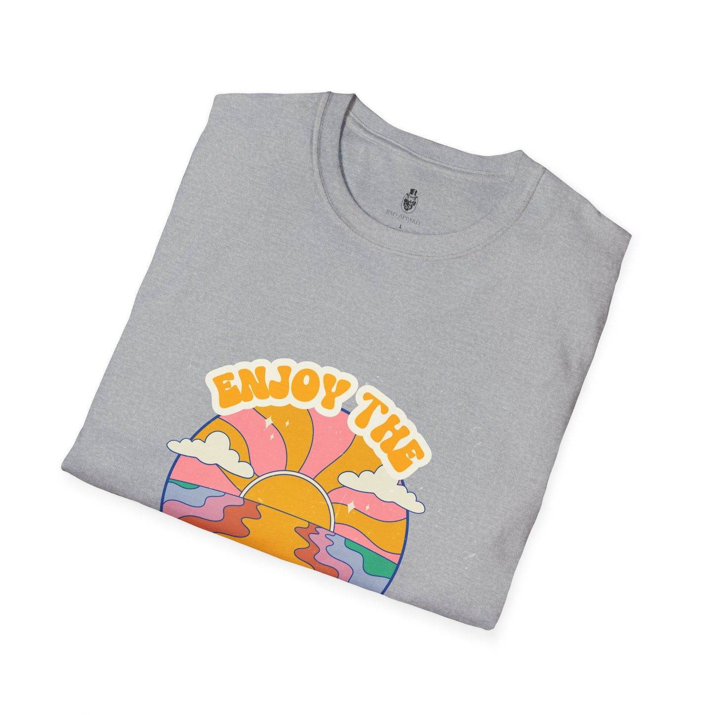 Retro Sunrise Vibes T-Shirt | Women's Graphic Tee, Perfect Gift for Sunrise Lovers, Summer Casual Wear, Beach Outfit, Travel Essentials