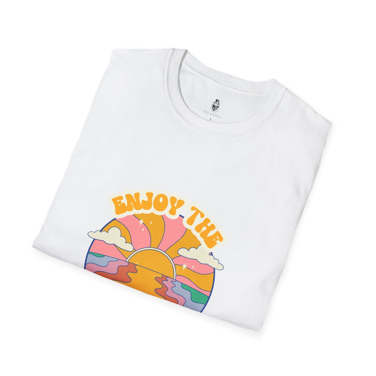 Retro Sunrise Vibes T-Shirt | Women's Graphic Tee, Perfect Gift for Sunrise Lovers, Summer Casual Wear, Beach Outfit, Travel Essentials