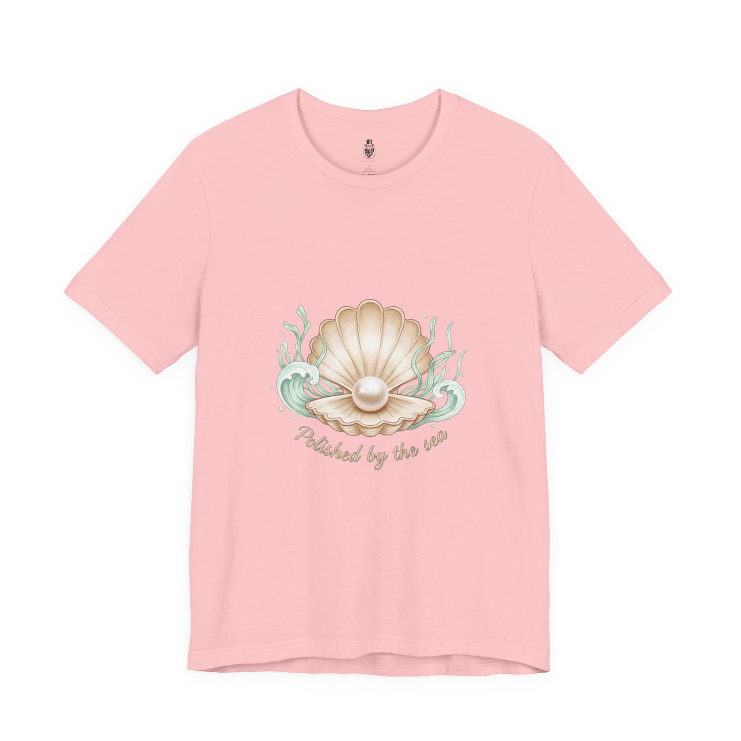 Pearl Shell Illustration Tee | shell motif design, sea chic aesthetic