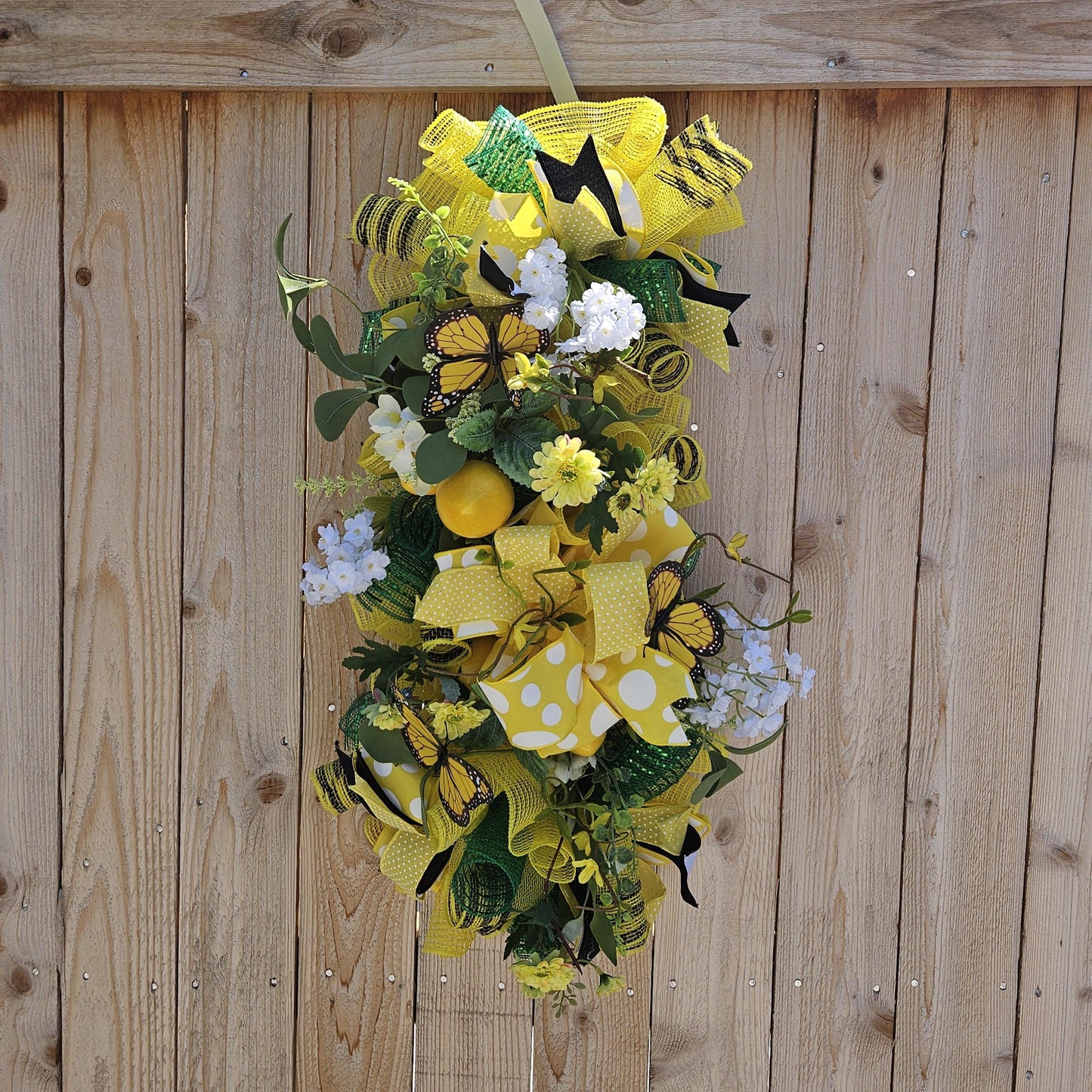 Lemon and Butterfly Door Swag